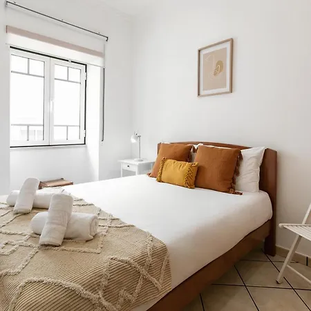 Апартаменты Downtown Flat Назаре