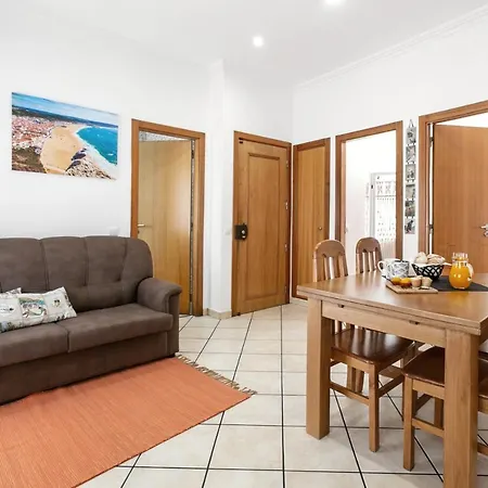 Apartment Downtown Flat Nazare