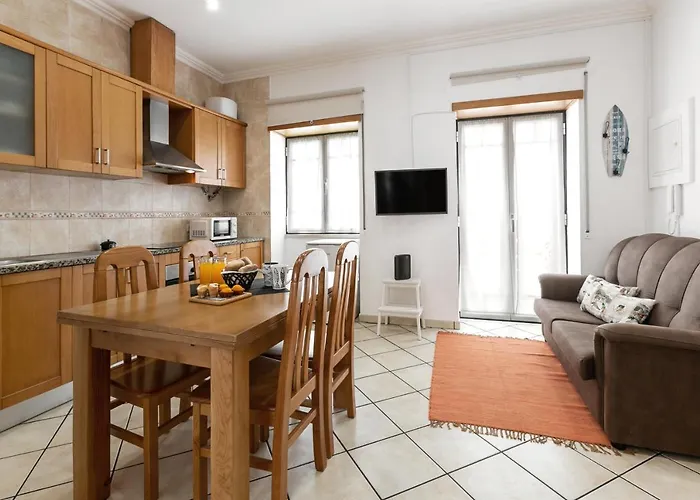 Downtown Flat Daire Nazaré